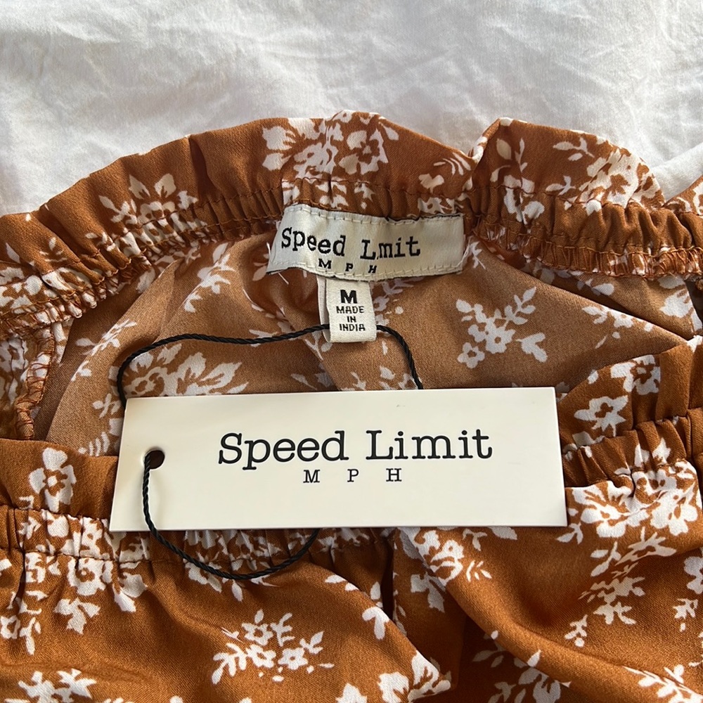 Speed Limit Ruched Floral Print Top - Picture 4 of 6